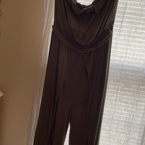 Vici Collection green strapless jumpsuit - Picture 3 of 4